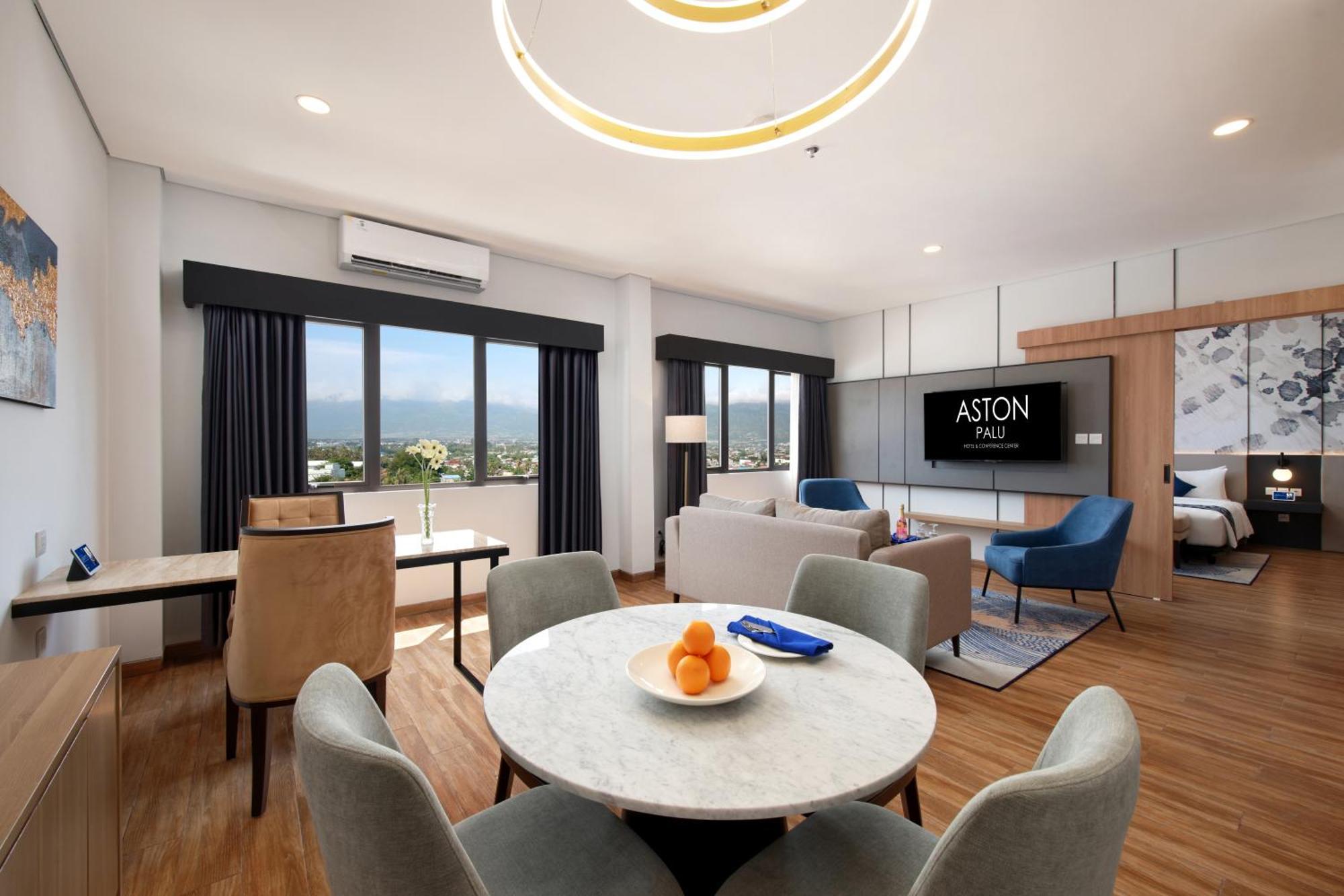 Aston Palu Hotel & Conference Center Екстер'єр фото