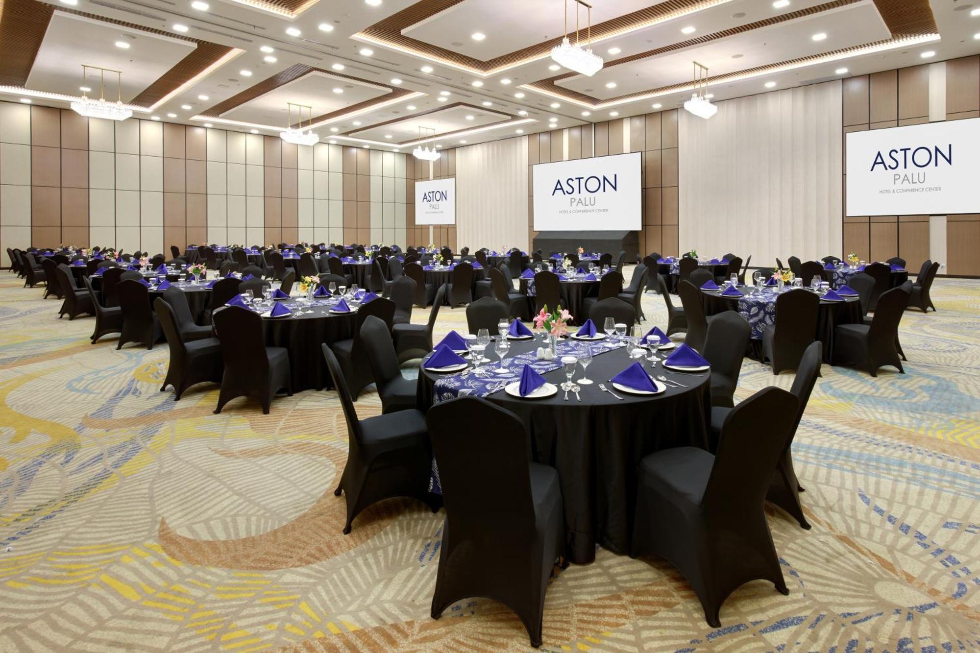 Aston Palu Hotel & Conference Center Екстер'єр фото